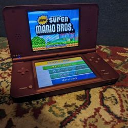 Nintendo DSi XL/LL