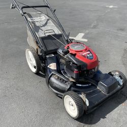 Craftman Self Propelled Lawn Mower 