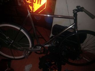 Chrome tall fixed gear near perfect condition  needs no work ready to t