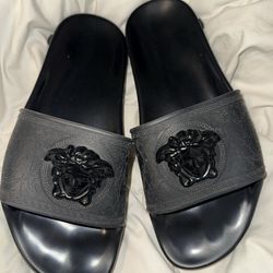 Versace slides