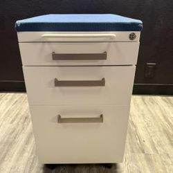 Haworth Mobile Pedestal – White w/ Blue Cushion Top