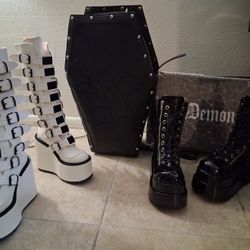 Demonia DOLLSKILL Size 8 Boots