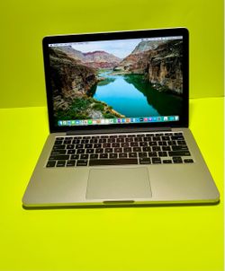 Apple MacBook Pro 13” Retina i5/8GB/256GB SSD $180