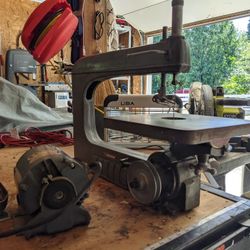 Homecraft Scroll Saw, W/ Delco Motor.