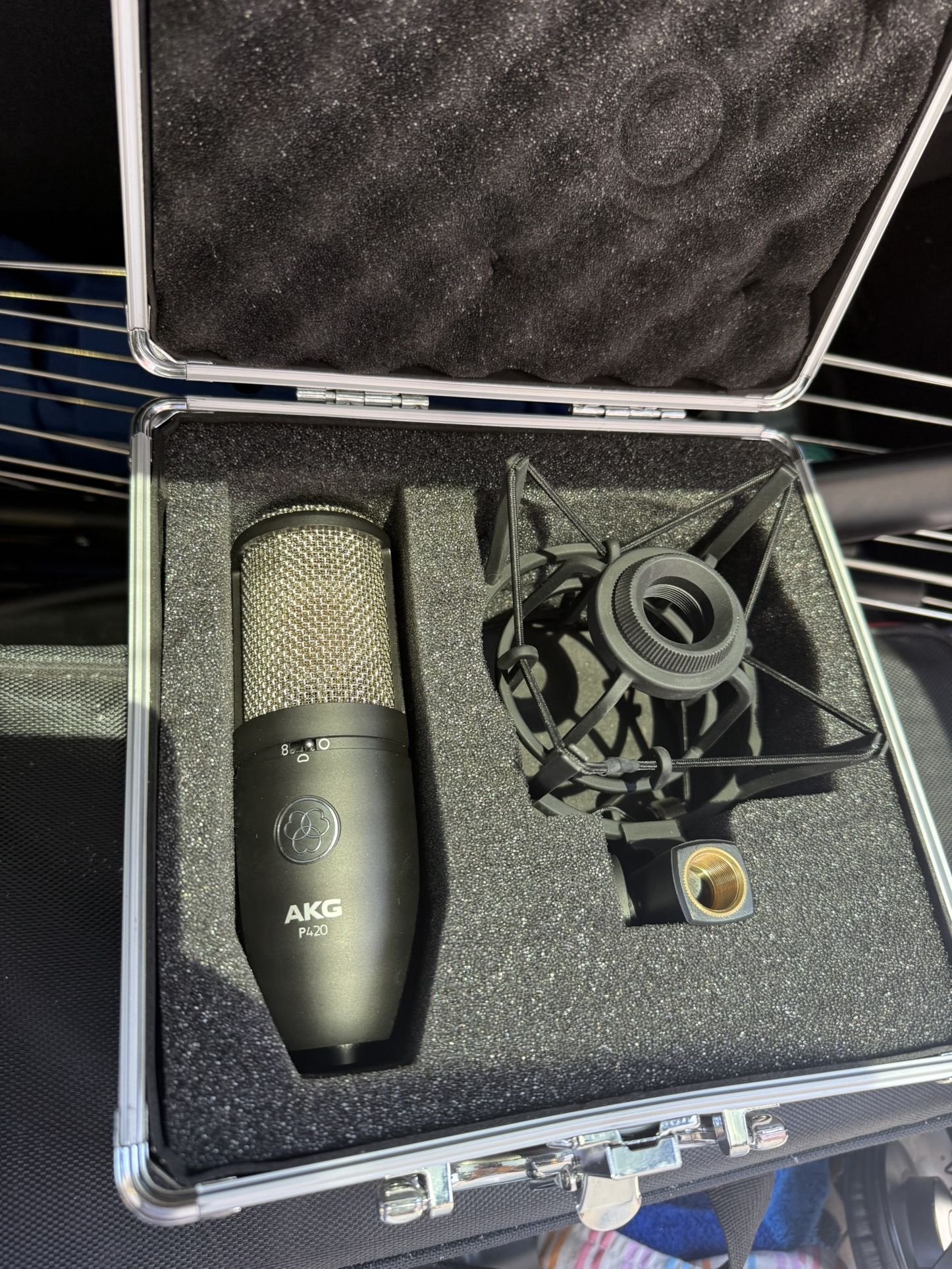 AKG P4-20 Condenser Mic