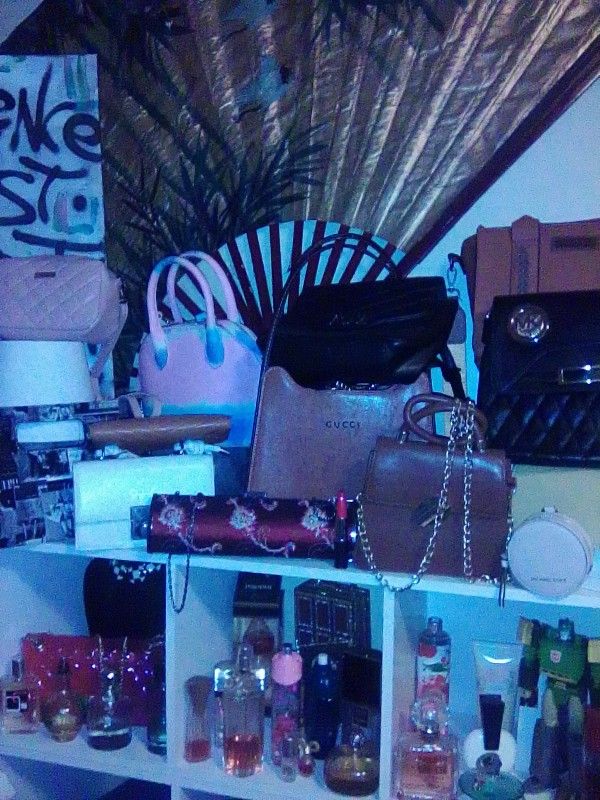 Huge Purse Lot All Name Brand All Like Brand New 