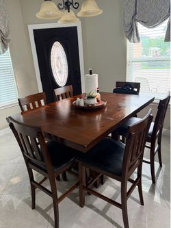 Kitchen table