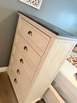 5-Drawer Tall Dresser Chest White Wood