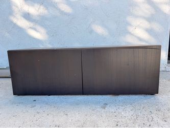 Ikea - Besta Shelf Unit - Wall Mountable