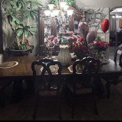 Formal Dinning Room Set