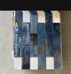 Blue shimmering subway tiles  2x6x6 mm