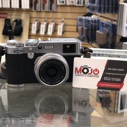 Fujifilm X100F 