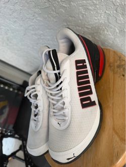 Sport shoes