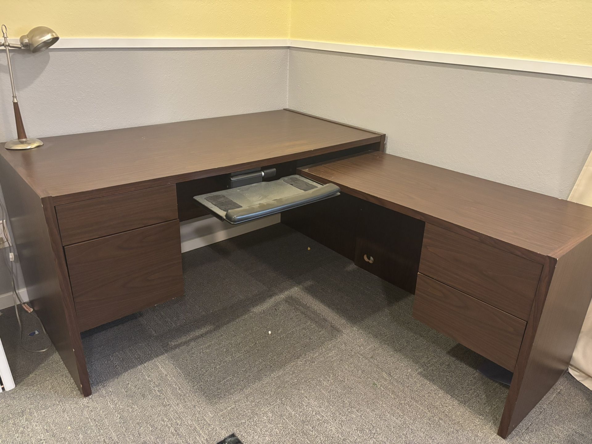 L Shaped Desk With Drawers