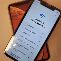 Unlocked IPhone XR 64gb