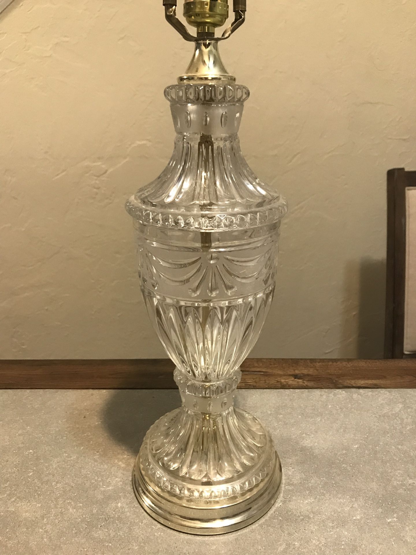Kristal Zajecar 24% Lead Crystal Lamp / Yugoslavia for Sale in ...