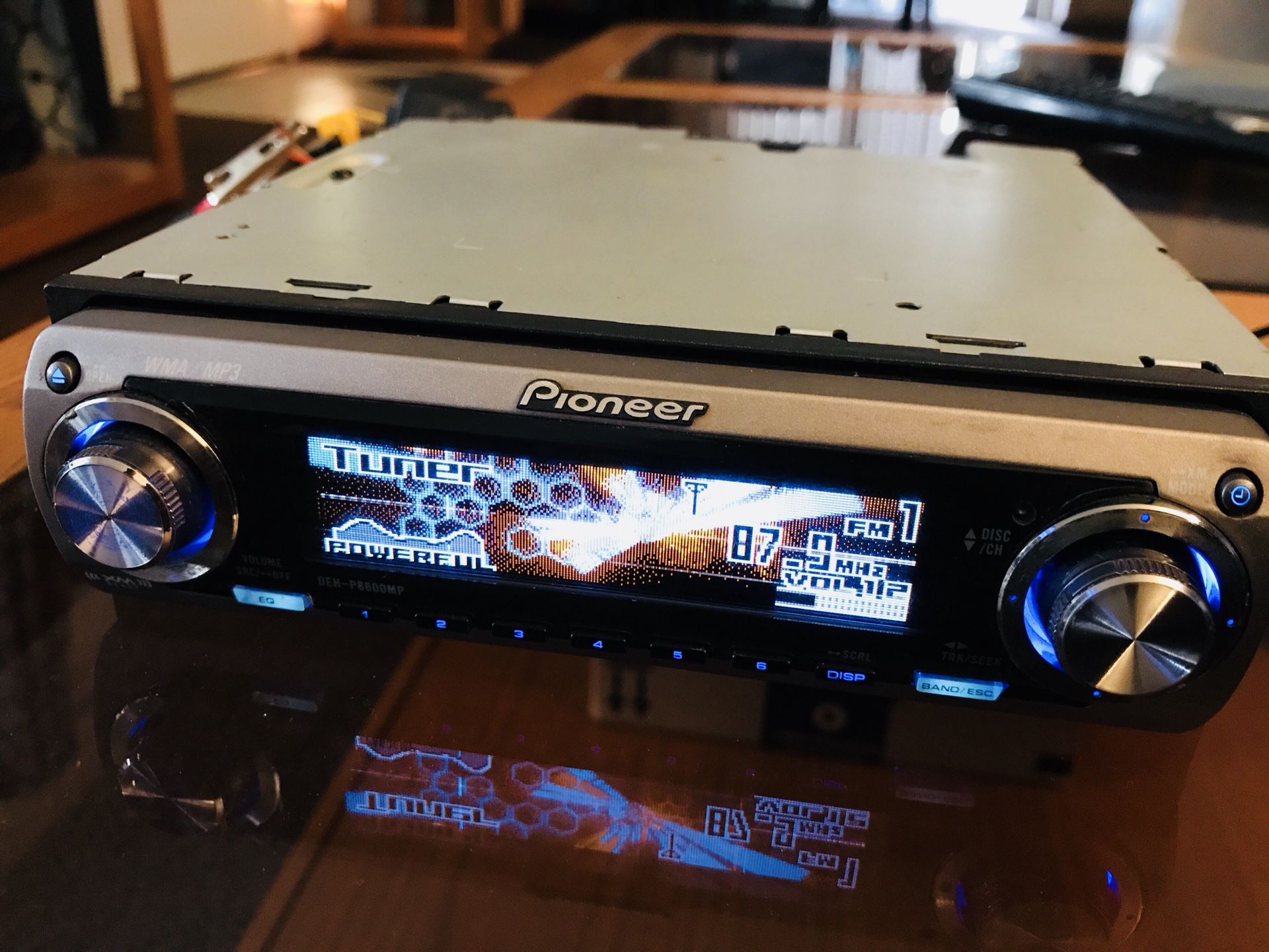 Pioneer Deh P8600mp stereo