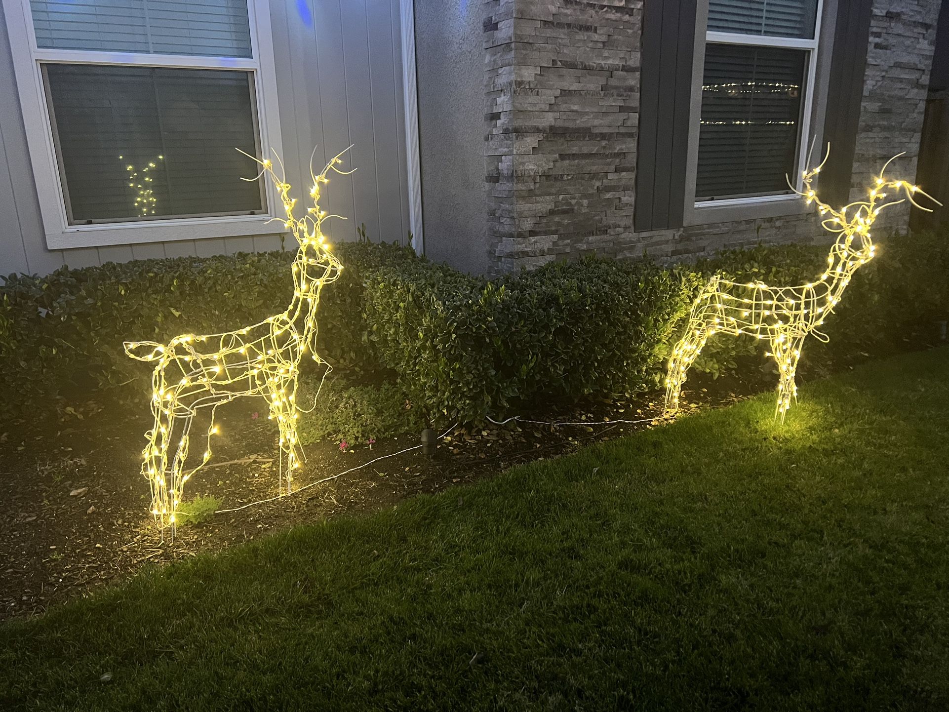 Christmas Decorations Outdoor Yard Deer Set Of 2