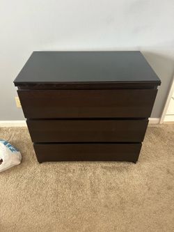 3 drawer chest