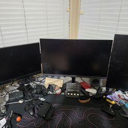 Triple Monitor Setup