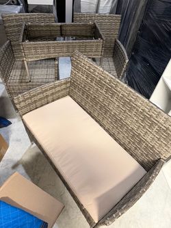 Outdoor Wicker Patio Furniture Set