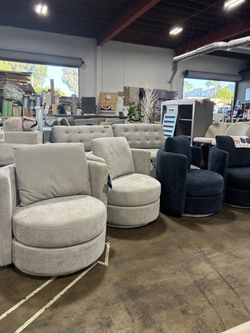 2 pack swivel chairs