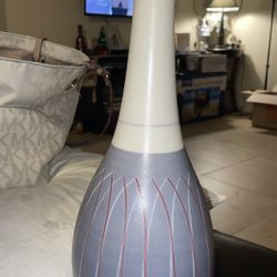 ANTIQUE VINTAGE AUTHENTIC SIGNED POOLE ENGLAND & MODELED 698 EXTRA LARGE VASE!