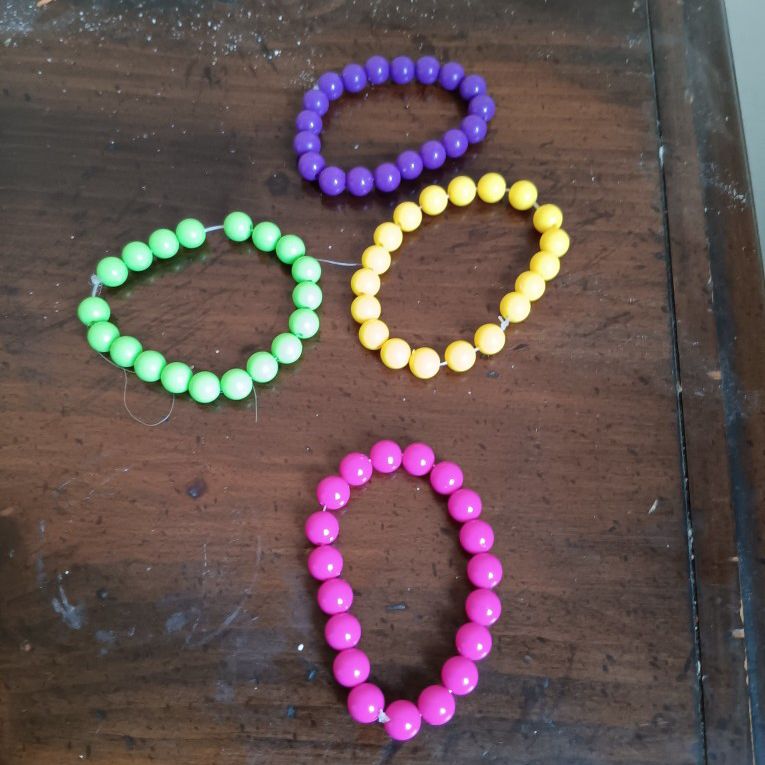 I'm Selling bracelets and waste beads
