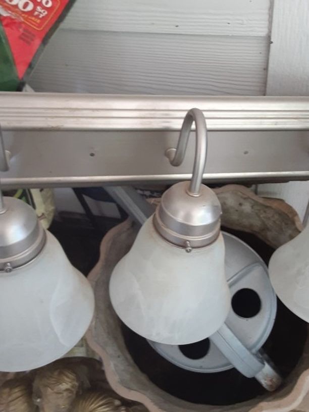 3 Light Bathroom Fixture $45.00 Cash Only (SERIOUS BUYERS)