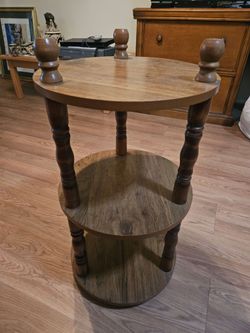 Vintage Round 3 Tier Accent Table