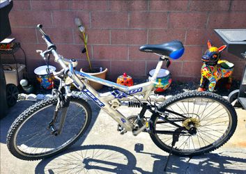 Mongoose Bike