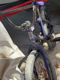 Cult bike needs paint , very light