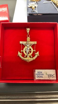 14k Religious Pendant