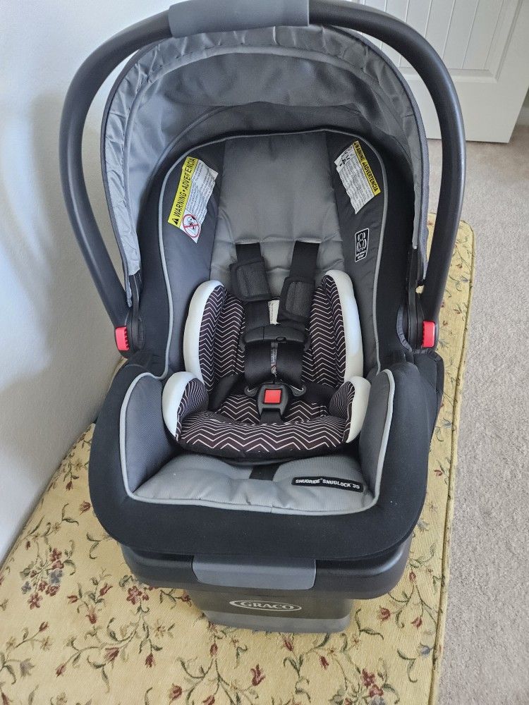 Graco Snugfit Snuglock Car Seat