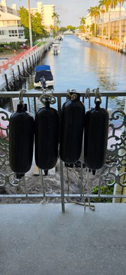 Boat Fenders Polyform G4 Black Set Of 4