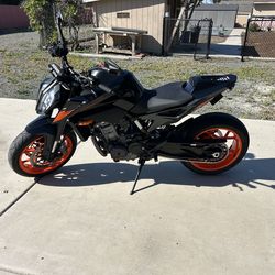 2020 KTM Duke 790