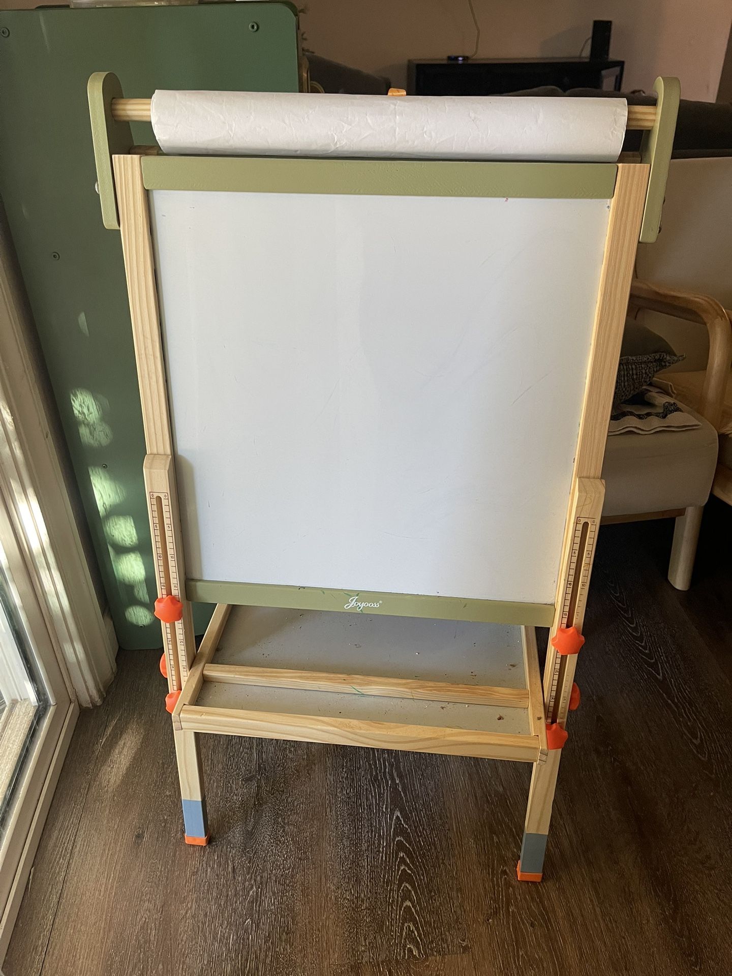 Kids Art Easel