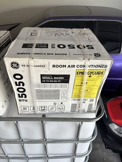 (Brand New)Window A/C!