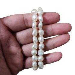 Set of 2 Lustre Pearl Stretchy Bracelet