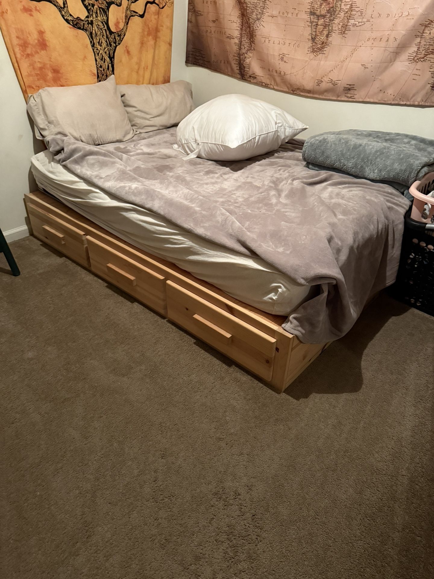 Montana Wood full size bed platform with six drawers for storage