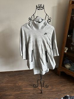 Nike Poncho