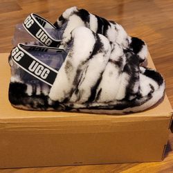UGG Fluff Yeah Sandal