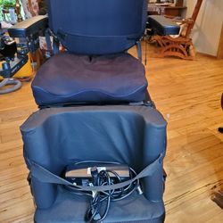 Pride Mobility Quantum Rehab Custom Wheelchair 