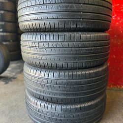 225/65/17. PIRELLI 