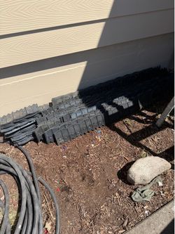 Black garden liners