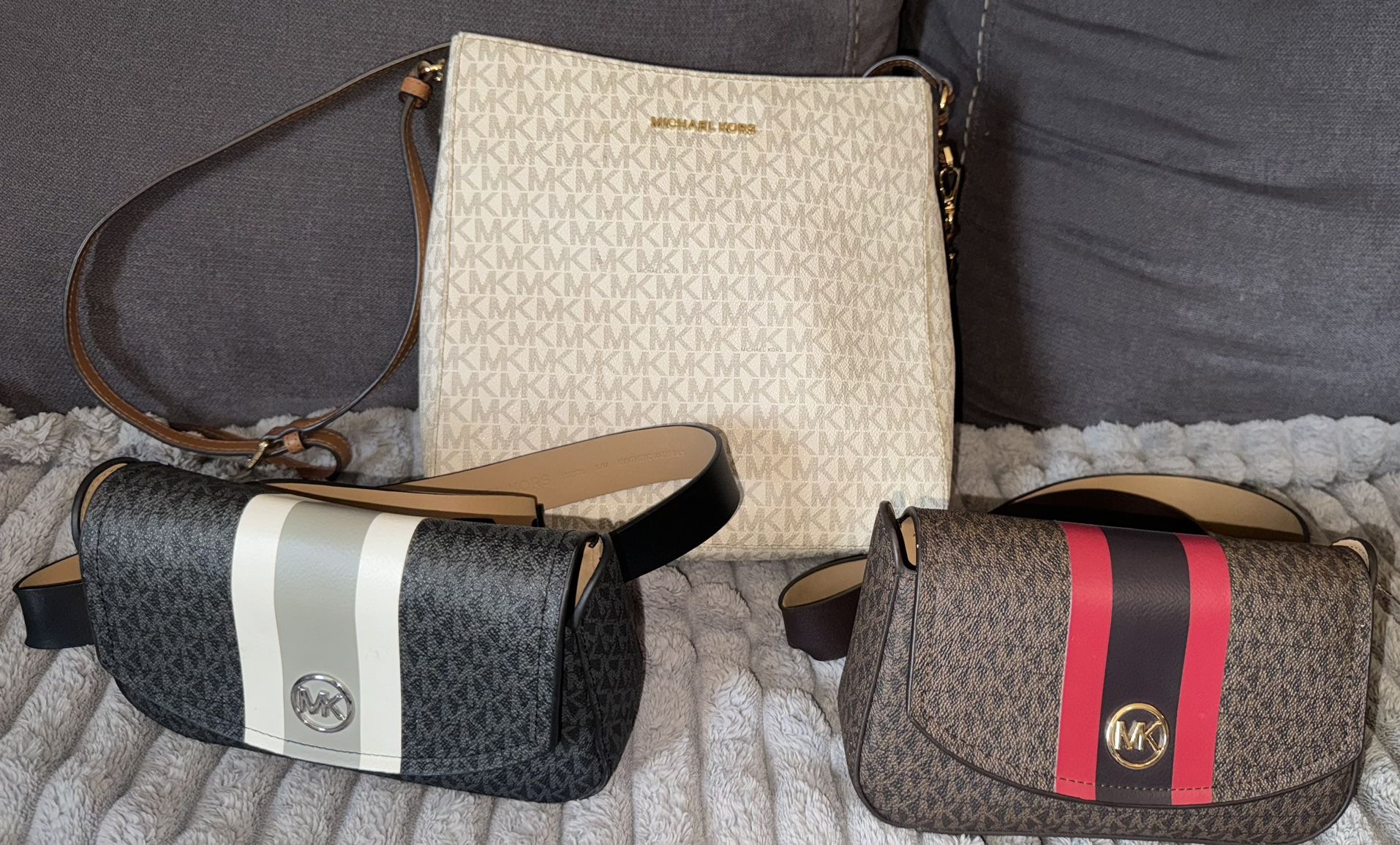 Lot of Michael Kors Handbags