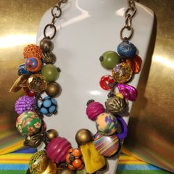 #2108, ARTISAN KANTHA ORB COLLAR NECKLACE, VINTAGE 1980's MULTICOLOR RAINBOW BEADED "FABULOUS"
