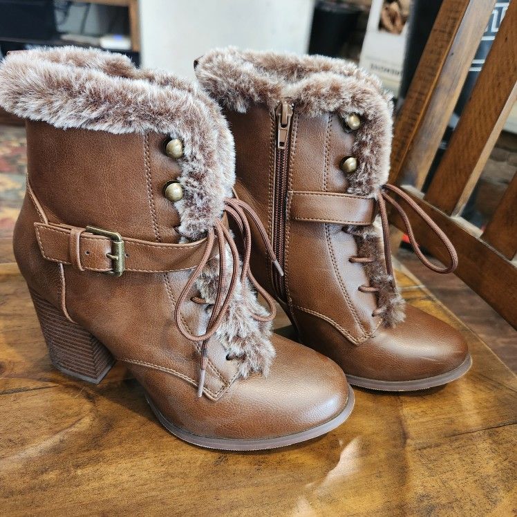 XOXO Size 7.5M Women's Boots