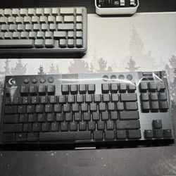 Logitech G915 Keyboard 