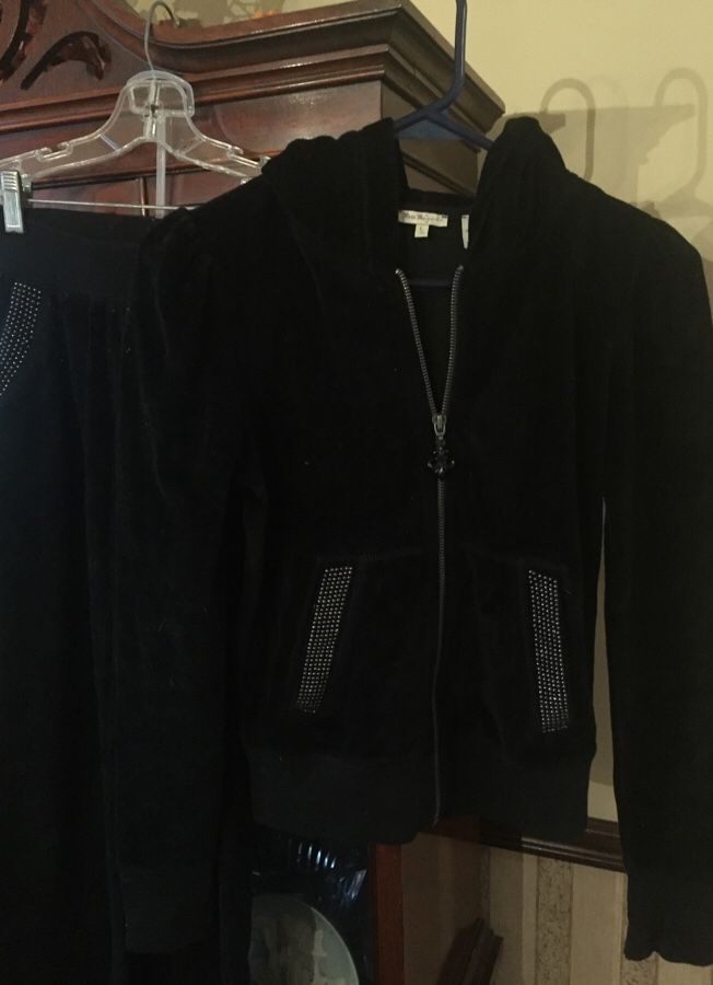 Girls Miss Me set- size large (10)